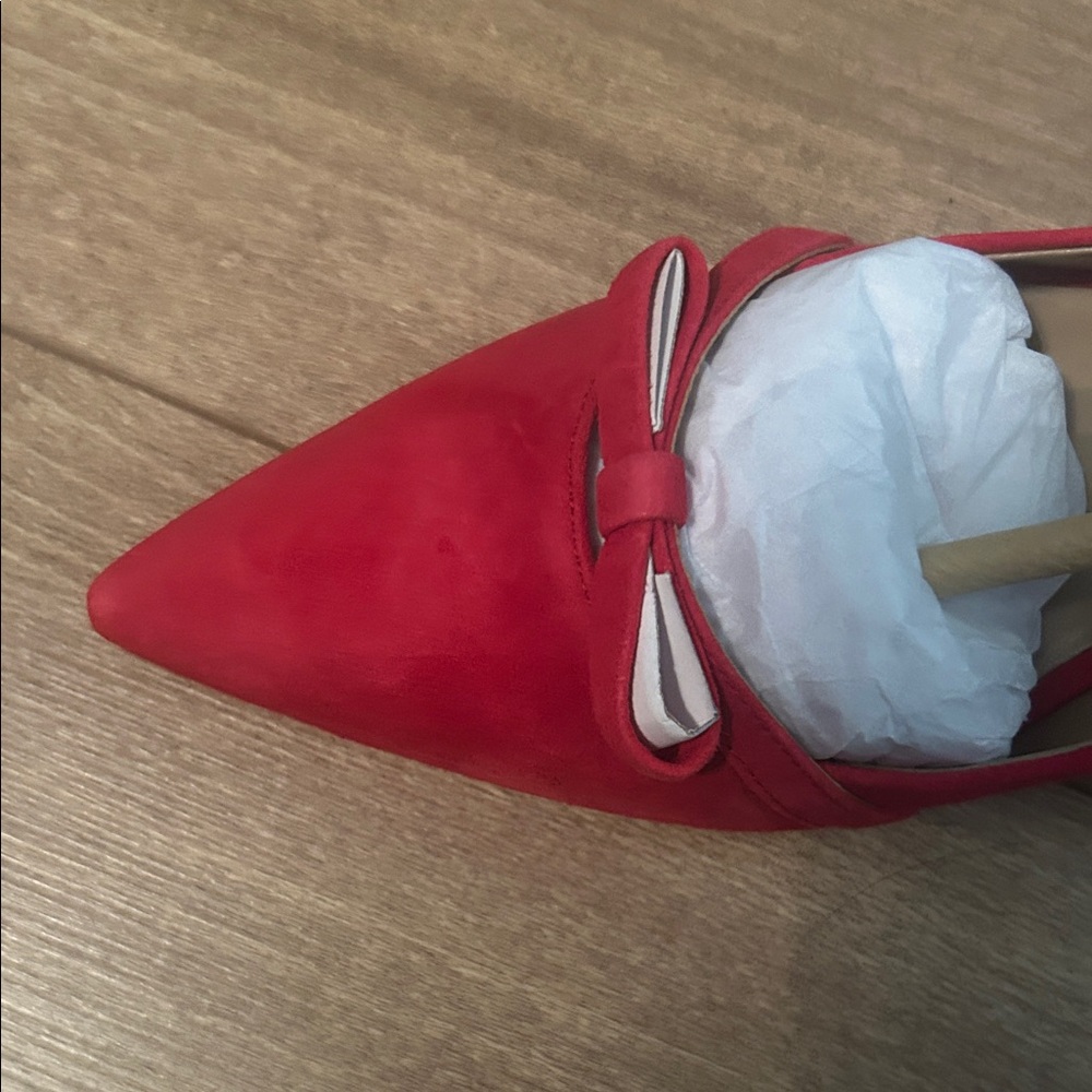 Ann Taylor Reese Skinny Bow Pump Sz 9.5